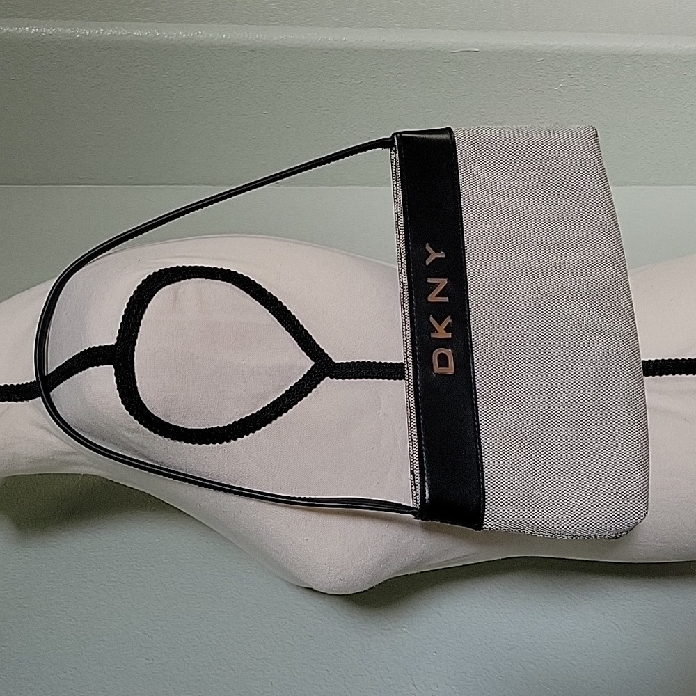 DKNY Clutch / Small Shoulder Handbag in Grey / Black